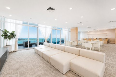 Condo in Miami, Florida, 3 bedrooms № 2177543 - photo 18
