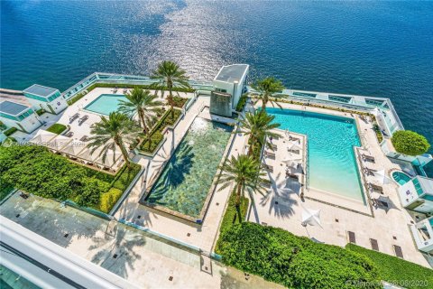 Condo in Miami, Florida, 3 bedrooms № 2177543 - photo 24
