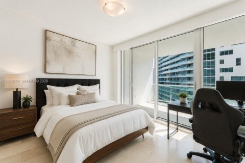Condo in Miami, Florida, 3 bedrooms № 2177543 - photo 12