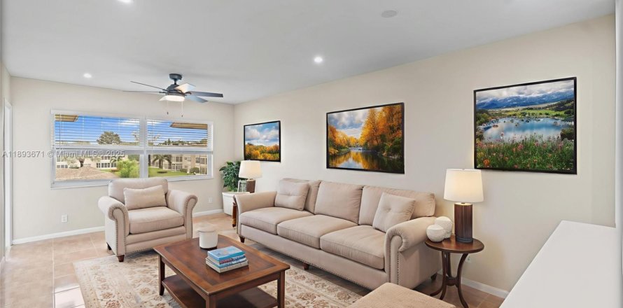 Condo in Lauderdale Lakes, Florida, 1 bedroom № 1945582