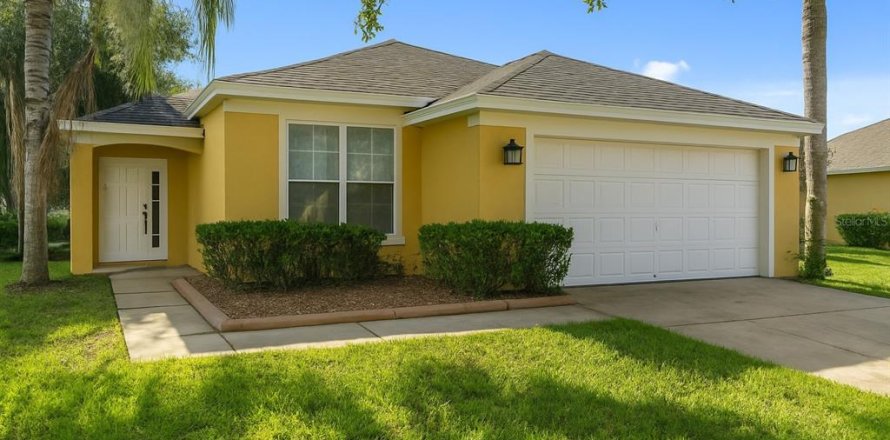 House in Haines City, Florida 4 bedrooms, 146.97 sq.m. № 1900687