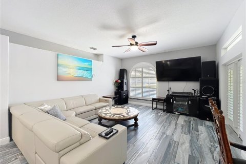 House in Merrit Island, Florida 4 bedrooms, 229.1 sq.m. № 1734628 - photo 16