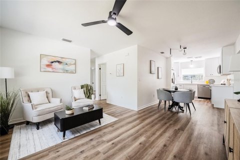 Villa ou maison à vendre à Lakeland, Floride: 3 chambres, 111.58 m2 № 2094053 - photo 5