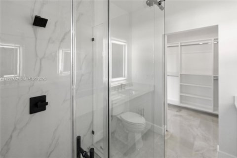 Casa en venta en Lehigh Acres, Florida, 3 dormitorios, 143.07 m2 № 2031721 - foto 1