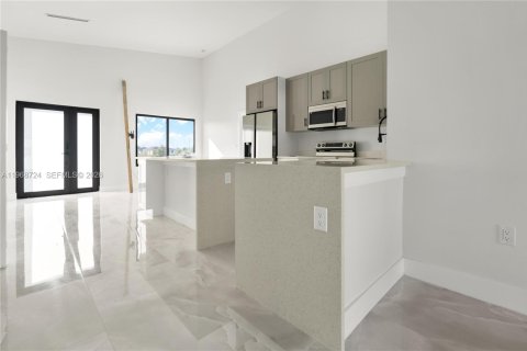 Casa en venta en Lehigh Acres, Florida, 3 dormitorios, 143.07 m2 № 2031721 - foto 17