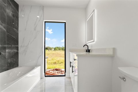 Casa en venta en Lehigh Acres, Florida, 3 dormitorios, 143.07 m2 № 2031721 - foto 23