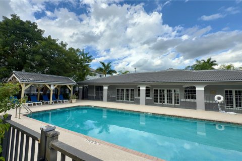 Condominio en alquiler en Homestead, Florida, 3 dormitorios, 104.61 m2 № 1987472 - foto 24