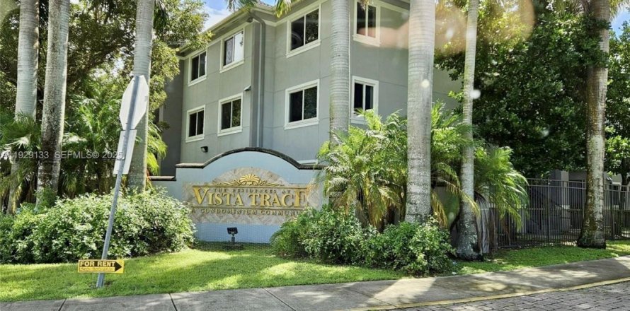 Condominio en Homestead, Florida, 3 dormitorios  № 1987472