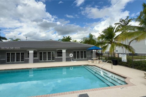 Condominio en alquiler en Homestead, Florida, 3 dormitorios, 104.61 m2 № 1987472 - foto 23