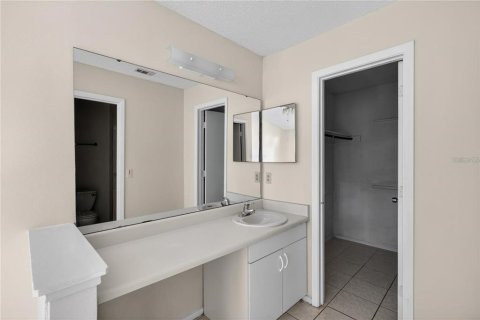 Touwnhouse à louer à Longwood, Floride: 2 chambres, 137.68 m2 № 2411502 - photo 14