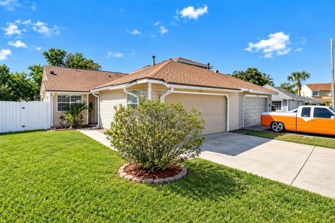 Touwnhouse à Longwood, Floride 2 chambres, 137.68 m2 № 2411502