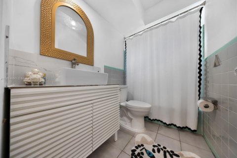 Купить виллу или дом в Холливуд, Флорида 3 спальни, 133.41м2, № 1895911 - фото 23