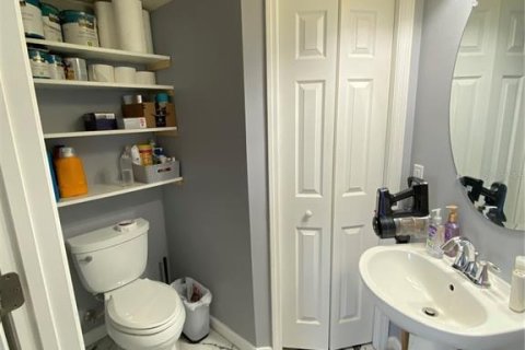 Townhouse in Bradenton, Florida 3 bedrooms, 111.48 sq.m. № 2233193 - photo 15