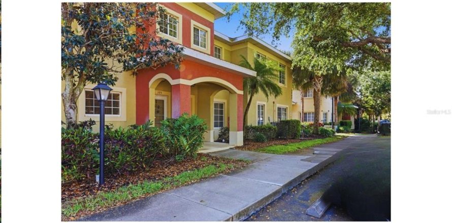 Townhouse in Bradenton, Florida 3 bedrooms, 111.48 sq.m. № 2233193