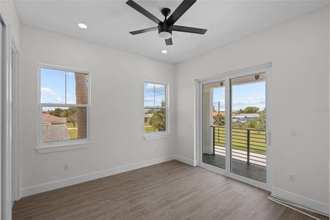 Villa ou maison à vendre à Hudson, Floride: 3 chambres, 186.18 m2 № 2129057 - photo 8