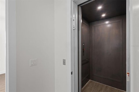 Villa ou maison à vendre à Hudson, Floride: 3 chambres, 186.18 m2 № 2129057 - photo 2