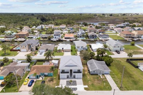 Villa ou maison à vendre à Hudson, Floride: 3 chambres, 186.18 m2 № 2129057 - photo 17