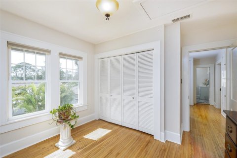 Casa en venta en Saint Petersburg, Florida, 5 dormitorios, 293.76 m2 № 1515301 - foto 24