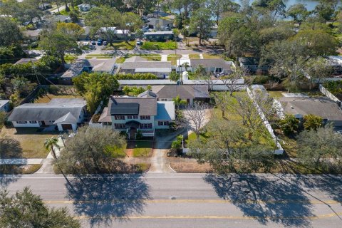 Casa en venta en Saint Petersburg, Florida, 5 dormitorios, 293.76 m2 № 1515301 - foto 4