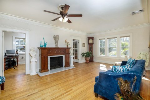 Casa en venta en Saint Petersburg, Florida, 5 dormitorios, 293.76 m2 № 1515301 - foto 7