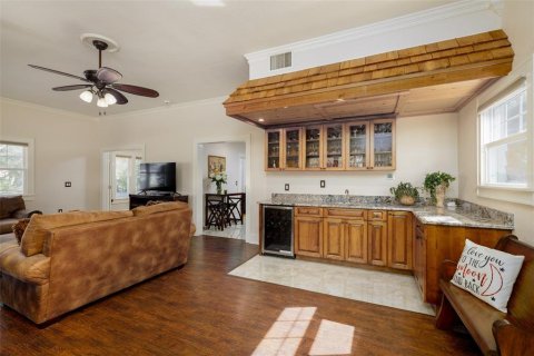 Casa en venta en Saint Petersburg, Florida, 5 dormitorios, 293.76 m2 № 1515301 - foto 15