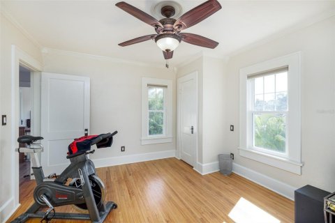 Casa en venta en Saint Petersburg, Florida, 5 dormitorios, 293.76 m2 № 1515301 - foto 28
