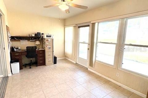 House in Haines City, Florida 3 bedrooms, 166.57 sq.m. № 2201681 - photo 9