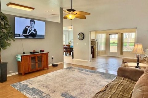 House in Haines City, Florida 3 bedrooms, 166.57 sq.m. № 2201681 - photo 7