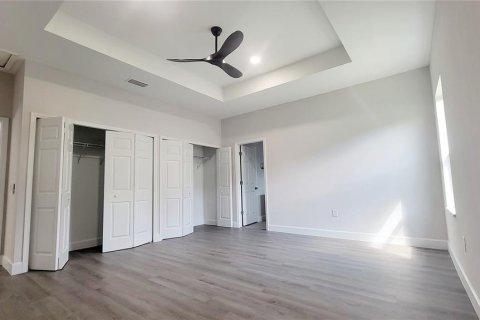 Casa en venta en North Port, Florida, 3 dormitorios, 176.51 m2 № 1880915 - foto 5