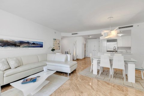 Купить кондоминиум в Майами, Флорида 2 спальни, 131.74м2, № 1897508 - фото 6