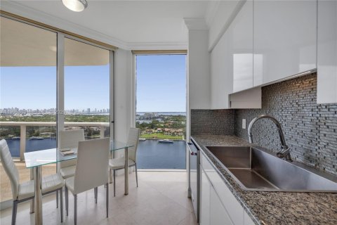Copropriété à louer à Miami Beach, Floride: 1 chambre, 102.19 m2 № 2060244 - photo 10