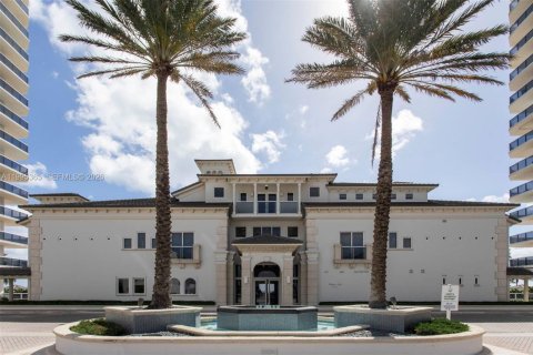 Copropriété à louer à Miami Beach, Floride: 1 chambre, 102.19 m2 № 2060244 - photo 21