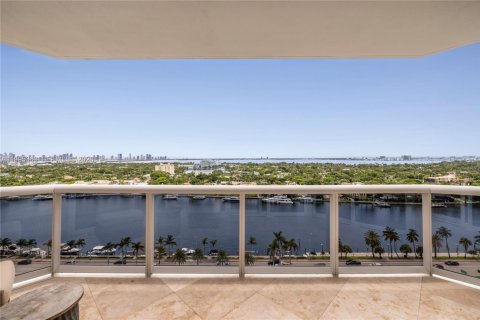 Copropriété à louer à Miami Beach, Floride: 1 chambre, 102.19 m2 № 2060244 - photo 4
