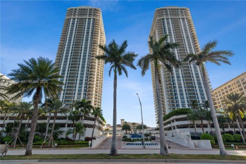 Copropriété à louer à Miami Beach, Floride: 1 chambre, 102.19 m2 № 2060244 - photo 16