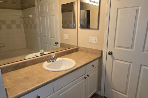 Condominio en venta en Sarasota, Florida, 2 dormitorios, 122.26 m2 № 2105431 - foto 30