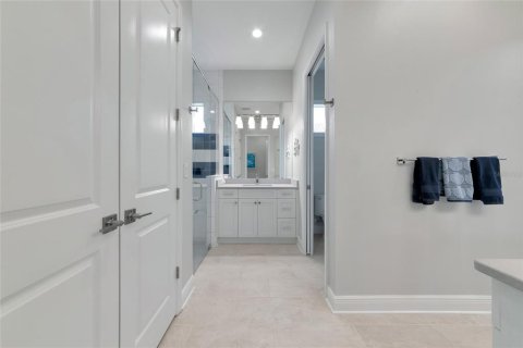 Casa en venta en Lakewood Ranch, Florida, 3 dormitorios, 238.39 m2 № 1834994 - foto 25