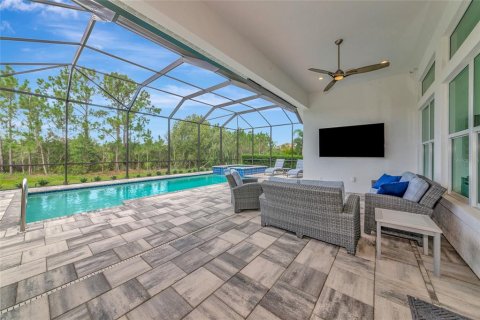 Casa en venta en Lakewood Ranch, Florida, 3 dormitorios, 238.39 m2 № 1834994 - foto 19