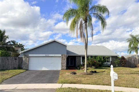 Villa ou maison à Sunrise, Floride 4 chambres, 210.33 m2 № 2025115