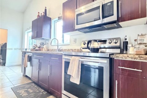 Villa ou maison à vendre à Sunrise, Floride: 4 chambres, 210.33 m2 № 2025115 - photo 19