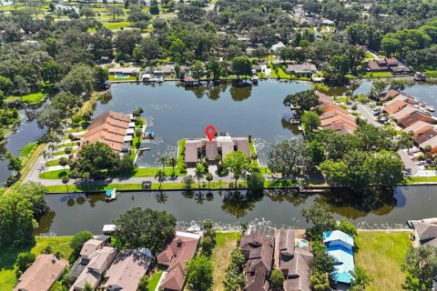 Townhouse in Leesburg, Florida 3 bedrooms, 209.96 sq.m. № 1758427 - photo 29