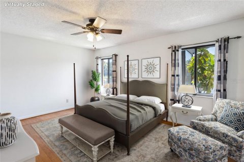 Townhouse in Leesburg, Florida 3 bedrooms, 209.96 sq.m. № 1758427 - photo 8