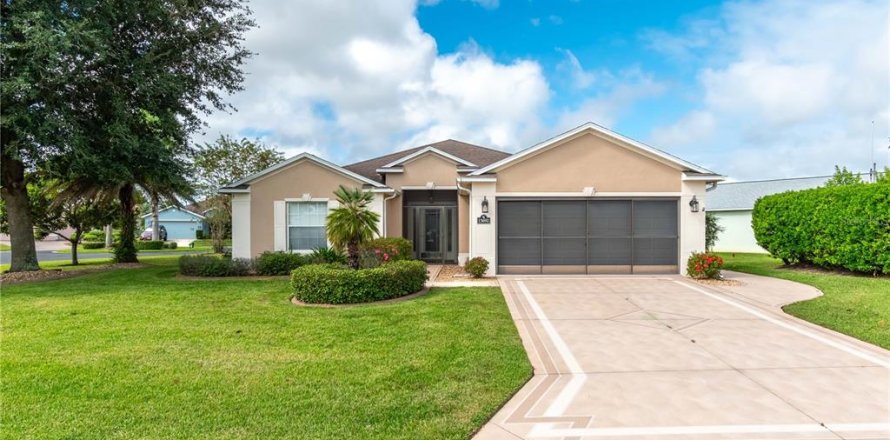 Casa en Ocala, Florida 3 dormitorios, 164.25 m2 № 2096115