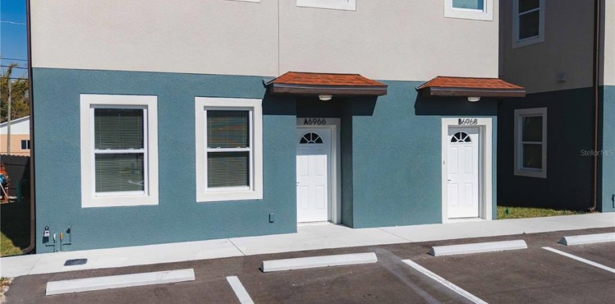 Appartement à Tampa, Floride 3 chambres, 99.96 m2 № 2419878
