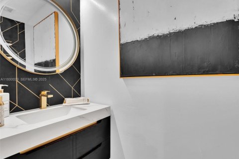 Townhouse in Lauderhill, Florida 2 bedrooms, 113.71 sq.m. № 1989815 - photo 19