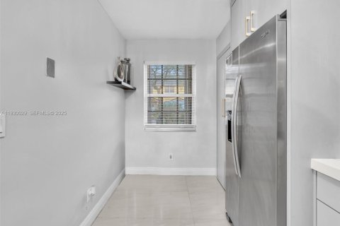 Townhouse in Lauderhill, Florida 2 bedrooms, 113.71 sq.m. № 1989815 - photo 15