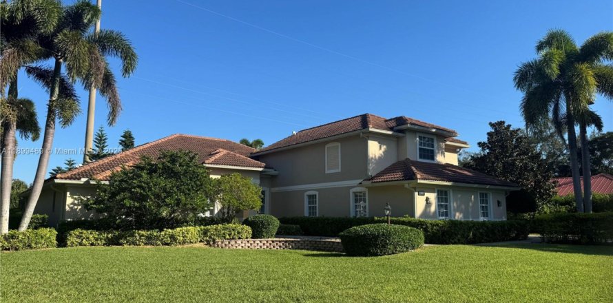 House in Vero Beach, Florida 4 bedrooms, 357.95 sq.m. № 1951417
