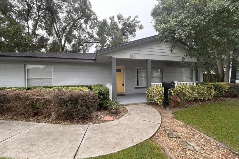 Casa en alquiler en Winter Park, Florida, 4 dormitorios, 137.87 m2 № 1911806 - foto 1