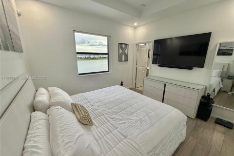 Adosado en venta en Miami, Florida, 3 dormitorios, 123.37 m2 № 1997667 - foto 21