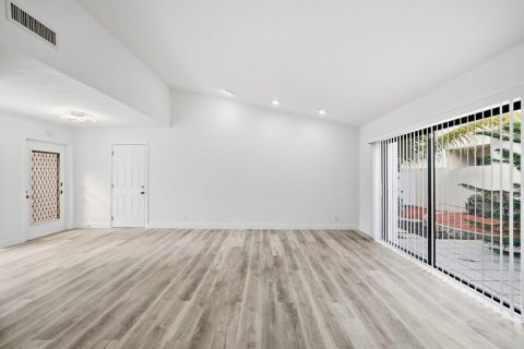 Купить виллу или дом в Делрей-Бич, Флорида 4 комнаты, 165.55м2, № 2085917 - фото 22