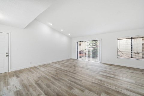 Купить виллу или дом в Делрей-Бич, Флорида 4 комнаты, 165.55м2, № 2085917 - фото 20